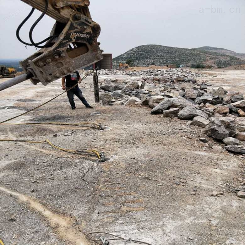 福州取代挖机分解大块石料的东西撑裂器